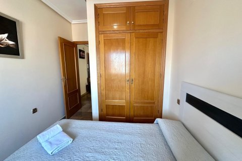 Lägenhet till salu Torrevieja, Alicante, Spanien 4 sovrum, 130 kvm. Nr. 139353 - foto 16