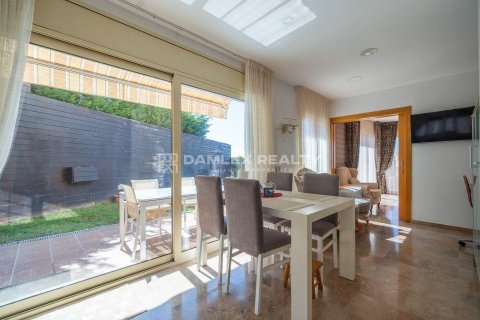House à vendre à Lloret de Mar, Girona, Espagne, 3 chambres, 377 m2 No. 177084 - photo 18