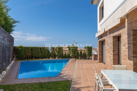 House à vendre à Lloret de Mar, Girona, Espagne, 3 chambres, 377 m2 No. 177084 - photo 9