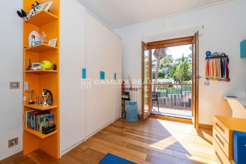 House à vendre à Lloret de Mar, Girona, Espagne, 5 chambres, 363 m2 No. 177086 - photo 26