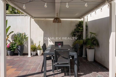 House à vendre à Lloret de Mar, Girona, Espagne, 5 chambres, 363 m2 No. 177086 - photo 9