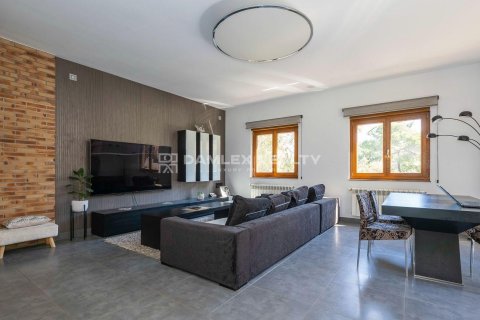 House à vendre à Lloret de Mar, Girona, Espagne, 5 chambres, 363 m2 No. 177086 - photo 15