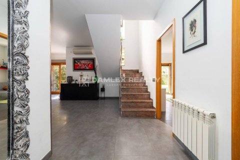 House à vendre à Lloret de Mar, Girona, Espagne, 5 chambres, 363 m2 No. 177086 - photo 12