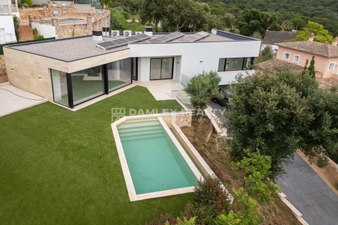 House à Santa Cristina d'Aro, Girona, Espagne 4 chambres, 292 m2 No. 177087