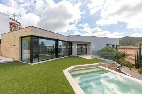 House à vendre à Santa Cristina d'Aro, Girona, Espagne, 4 chambres, 292 m2 No. 177087 - photo 2