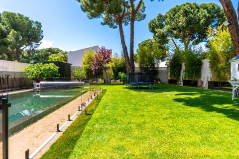 Villa zum Verkauf in Pozuelo de Alarcon, Madrid, Spanien 4 Schlafzimmer, 435 m2 Nr. 168890 - Foto 6