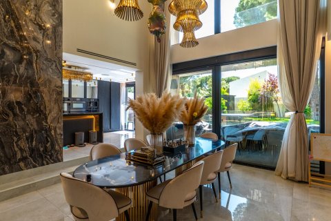 Villa zum Verkauf in Pozuelo de Alarcon, Madrid, Spanien 4 Schlafzimmer, 435 m2 Nr. 168890 - Foto 13