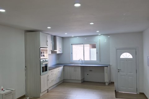 Apartment in El Perello, Tarragona, Spain 3 bedrooms, 109 sq.m. No. 188248