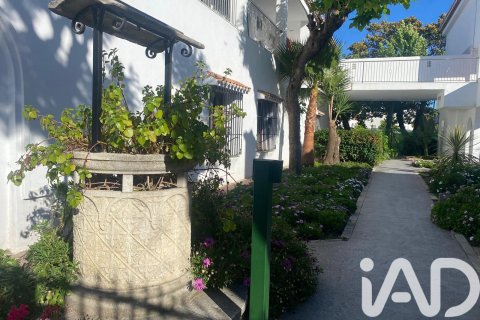 Apartment for sale in Estepona, Malaga, Spain 1 bedroom, 42 sq.m. No. 172568 - photo 5