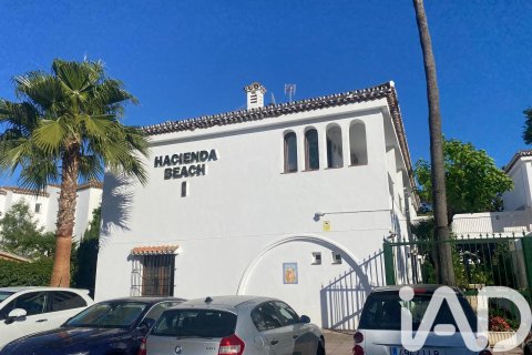 Apartment for sale in Estepona, Malaga, Spain 1 bedroom, 42 sq.m. No. 172568 - photo 2