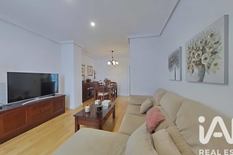 Apartment in Cadiz, Spain 4 bedrooms, 130 sq.m. No. 172573