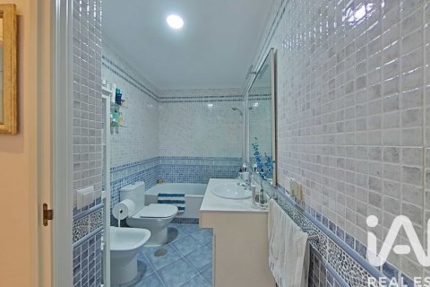 Dzīvoklis pārdošanā Cadiz, Spānijā 4 istabas, 130 m2 Nr. 172573 - attēls 18