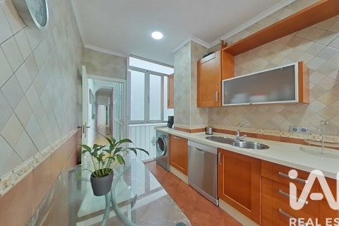 Dzīvoklis pārdošanā Cadiz, Spānijā 4 istabas, 130 m2 Nr. 172573 - attēls 11