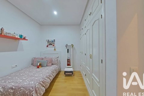 Dzīvoklis pārdošanā Cadiz, Spānijā 4 istabas, 130 m2 Nr. 172573 - attēls 16