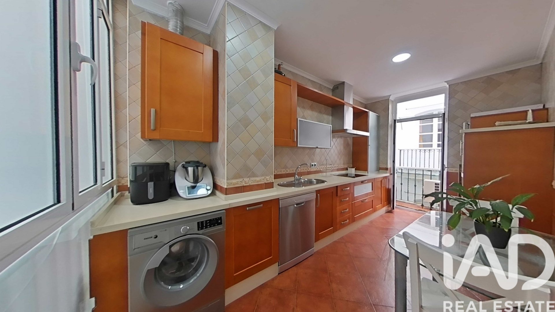 Apartament w Cadiz, Hiszpania 4 sypialnie, 130 mkw. nr 172573