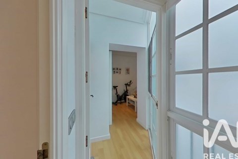 Dzīvoklis pārdošanā Cadiz, Spānijā 4 istabas, 130 m2 Nr. 172573 - attēls 24