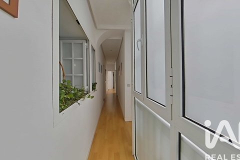 Dzīvoklis pārdošanā Cadiz, Spānijā 4 istabas, 130 m2 Nr. 172573 - attēls 13