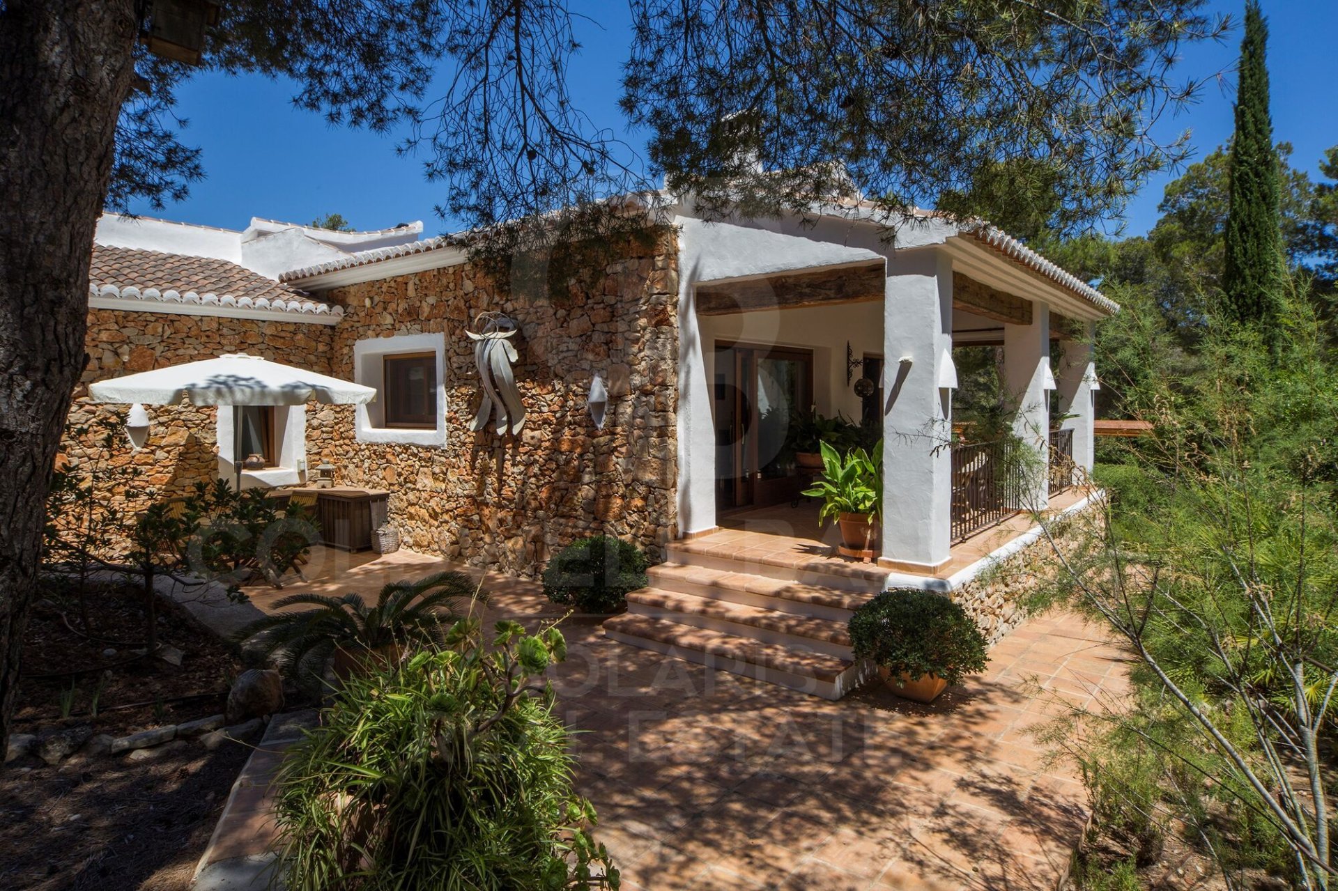 Villa a Javea, Alicante, Spagna 4 camere da letto, 338 mq. N° 179181