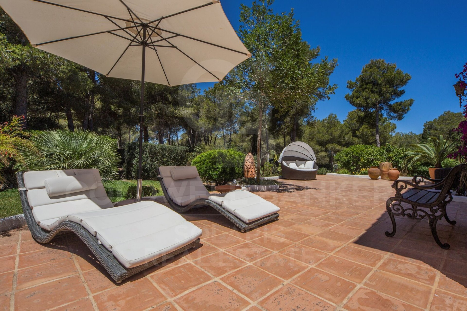 Villa a Javea, Alicante, Spagna 4 camere da letto, 338 mq. N° 179181
