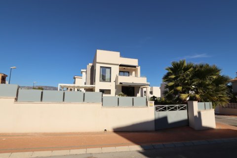 Villa zum Verkauf in La Nucia, Alicante, Spanien 3 Schlafzimmer, 233 m2 Nr. 148755 - Foto 2