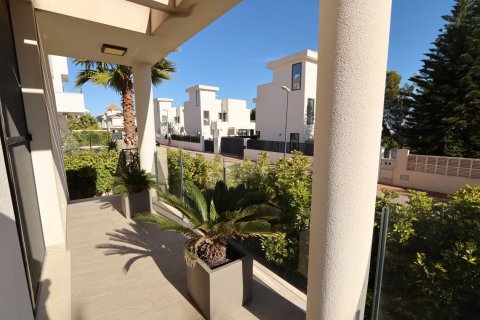 Villa zum Verkauf in La Nucia, Alicante, Spanien 3 Schlafzimmer, 233 m2 Nr. 148755 - Foto 10