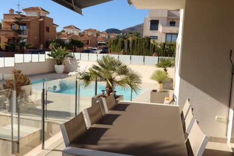 Villa zum Verkauf in La Nucia, Alicante, Spanien 3 Schlafzimmer, 233 m2 Nr. 148755 - Foto 9