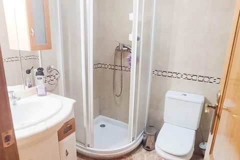 Radhus till salu i Torrevieja, Alicante, Spanien 3 sovrum, 166 kvm. Nr. 148758 - foto 14