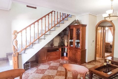 Radhus till salu i Torrevieja, Alicante, Spanien 3 sovrum, 166 kvm. Nr. 148758 - foto 8