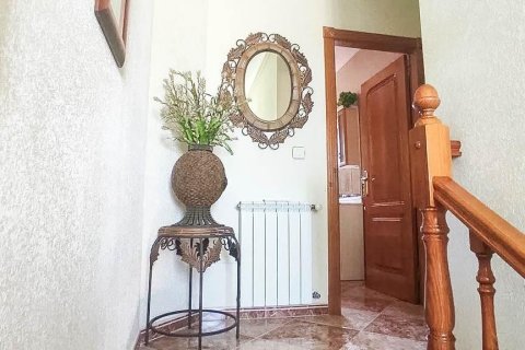 Radhus till salu i Torrevieja, Alicante, Spanien 3 sovrum, 166 kvm. Nr. 148758 - foto 24