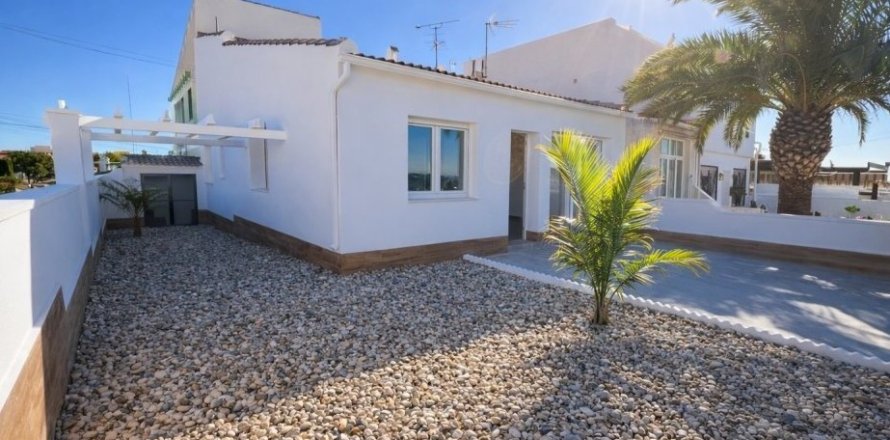 Бунгало в Сьюдад Кесада, Аликанте, Испания 3 спальни, 80м2 №148753