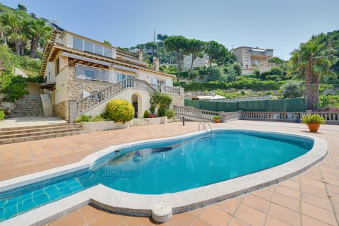Villa zum Verkauf Lloret de Mar, Girona, Spanien 5 Schlafzimmer, 397 m2 Nr. 133991 - Foto 1