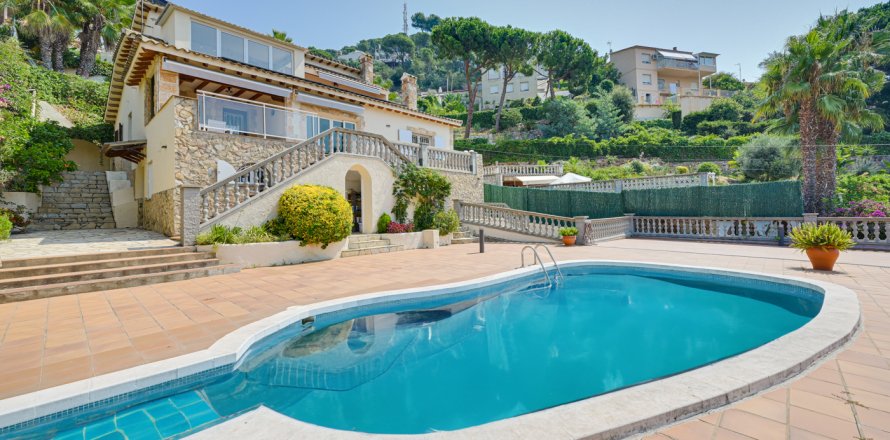 Villa Lloret de Mar, Girona, Spanien 5 Schlafzimmer, 397 m2 Nr. 133991