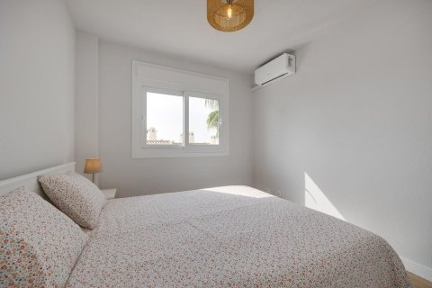 Lägenhet till salu i Dehesa De Campoamor, Alicante, Spanien 2 sovrum, 70 kvm. Nr. 141465 - foto 13