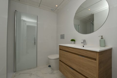 Bungalow for sale San Miguel de Salinas, Alicante, Spain 2 bedrooms, 75 sq.m. No. 136275 - photo 7