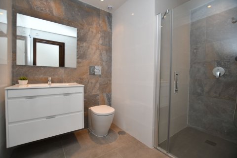 Bungalow for sale San Miguel de Salinas, Alicante, Spain 2 bedrooms, 75 sq.m. No. 136275 - photo 22
