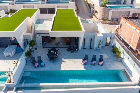 Villa en venta Ciudad Quesada, Alicante, España 3 dormitorios, 250 m2 No. 136274 - foto 2