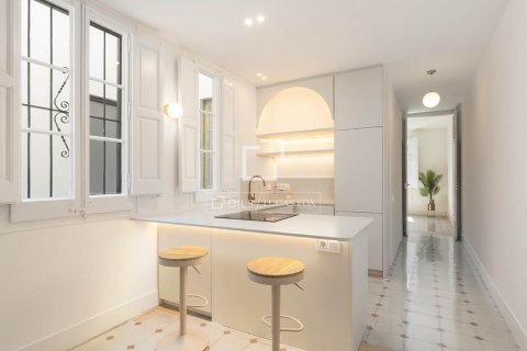 Apartment for sale in Barcelona, Spain 3 bedrooms, 115 sq.m. No. 150980 - photo 6