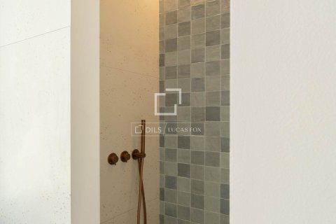 Apartment for sale in Barcelona, Spain 3 bedrooms, 115 sq.m. No. 150980 - photo 28