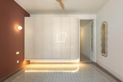 Apartment for sale in Barcelona, Spain 3 bedrooms, 115 sq.m. No. 150980 - photo 22
