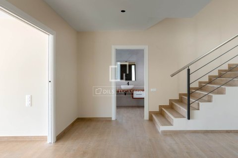 Villa till salu i Arenys de Mar, Barcelona, Spanien 4 sovrum, 320 kvm. Nr. 150982 - foto 17