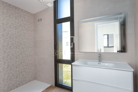 Villa till salu i Arenys de Mar, Barcelona, Spanien 4 sovrum, 320 kvm. Nr. 150982 - foto 28