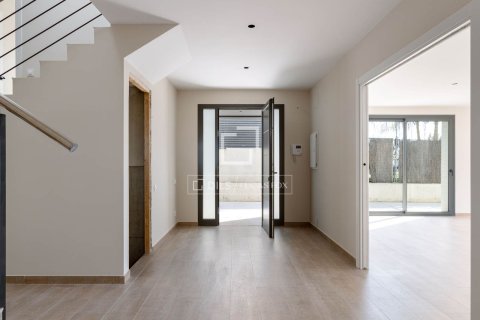 Villa till salu i Arenys de Mar, Barcelona, Spanien 4 sovrum, 320 kvm. Nr. 150982 - foto 10