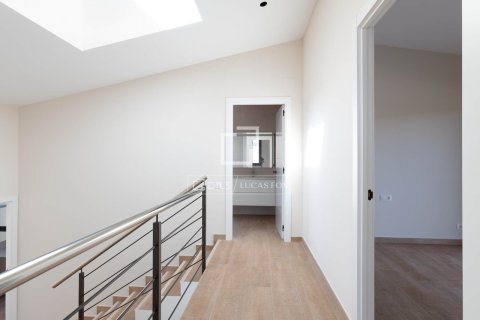 Villa till salu i Arenys de Mar, Barcelona, Spanien 4 sovrum, 320 kvm. Nr. 150982 - foto 20