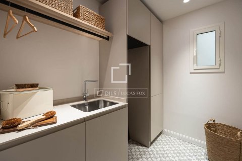 Apartament w Barcelona, Hiszpania 2 sypialnie, 122 mkw. nr 150981 – zdjęcie 23