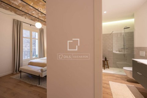 Apartament w Barcelona, Hiszpania 2 sypialnie, 122 mkw. nr 150981 – zdjęcie 25