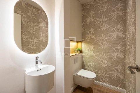 Apartament w Barcelona, Hiszpania 2 sypialnie, 122 mkw. nr 150981 – zdjęcie 22