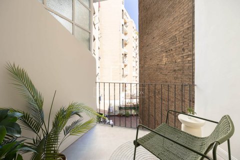 Apartament w Barcelona, Hiszpania 2 sypialnie, 122 mkw. nr 150981 – zdjęcie 19