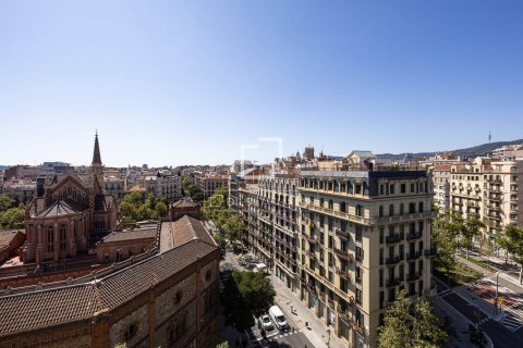 Apartament w Barcelona, Hiszpania 2 sypialnie, 122 mkw. nr 150981 – zdjęcie 28
