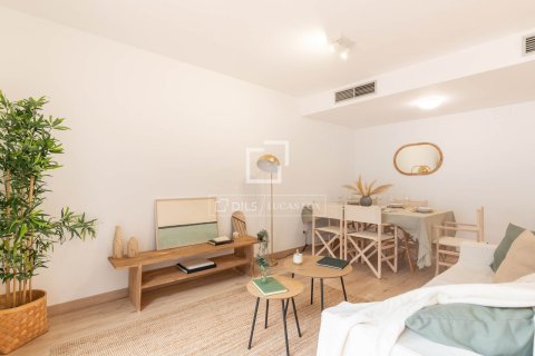 Villa à vendre à Castelldefels, Barcelona, Espagne, 3 chambres, 190 m2 No. 150984 - photo 2