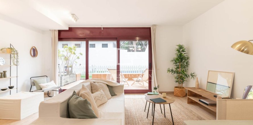 Villa à Castelldefels, Barcelona, Espagne 3 chambres, 190 m2 No. 150984